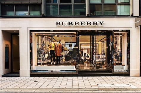 burberry store hamburg|Mehr.